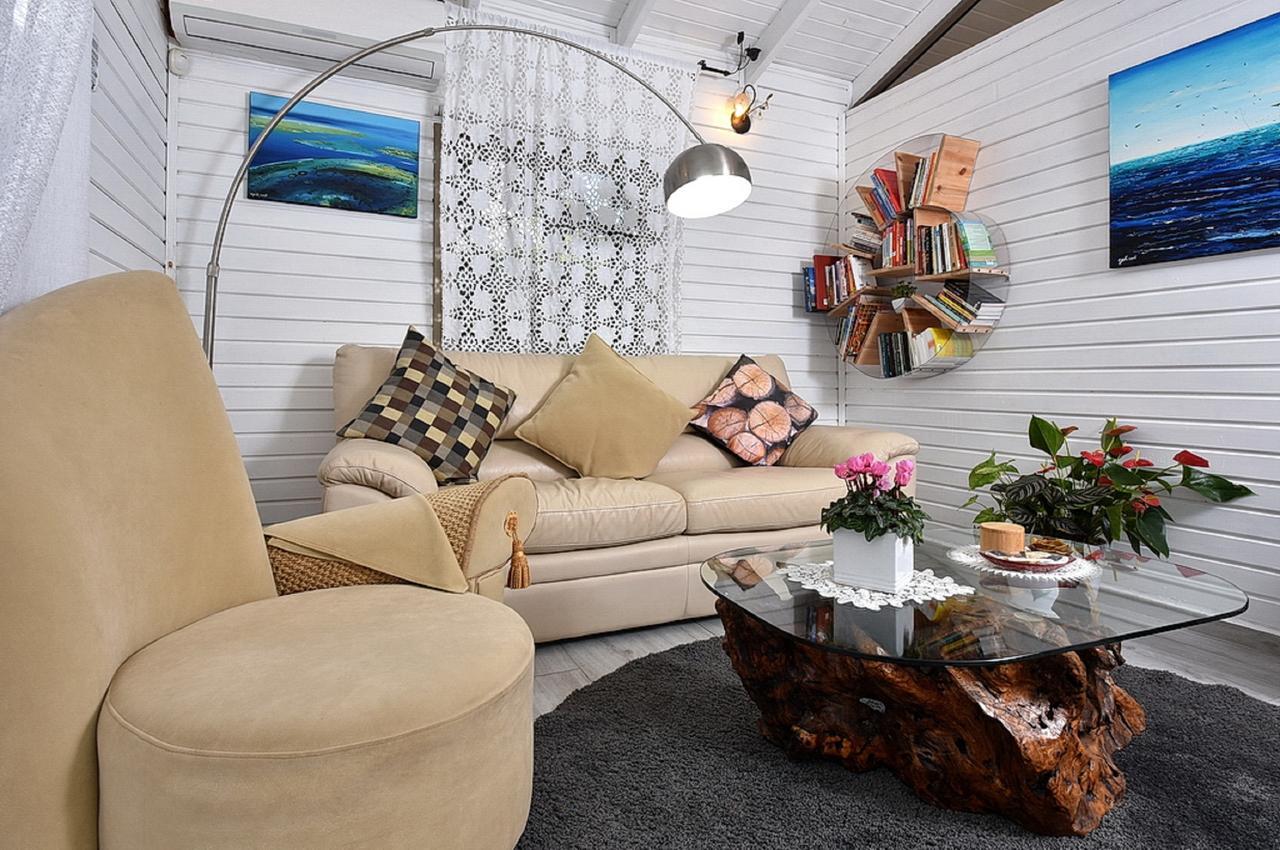 Lodge On The Sea Shave Ziyyon Bagian luar foto
