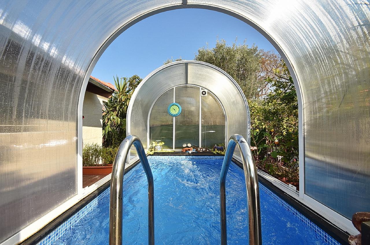 Lodge On The Sea Shave Ziyyon Bagian luar foto